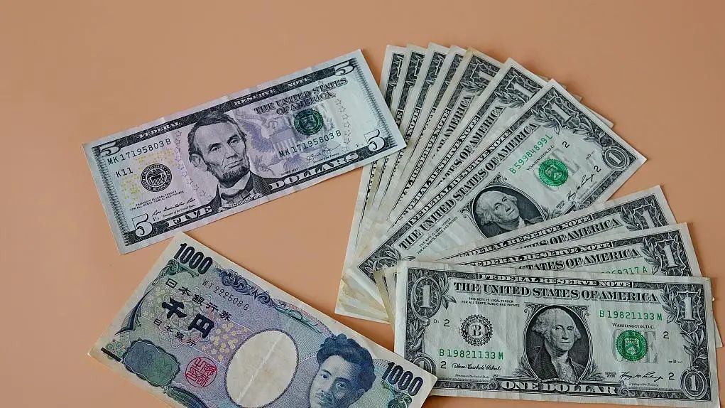 日元汇率将走向何方？日元暴跌为何让巴菲特成大赢家？